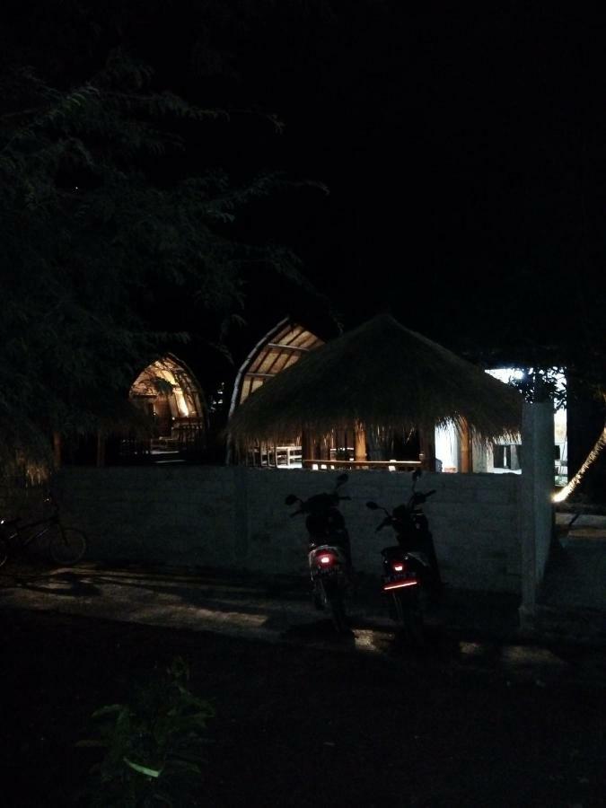 Bale Hostel Kuta  Ngoại thất bức ảnh